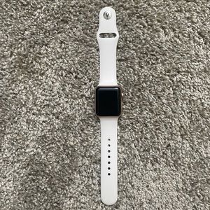 Rose Gold 38mm Apple Watch Series 3 with Charger